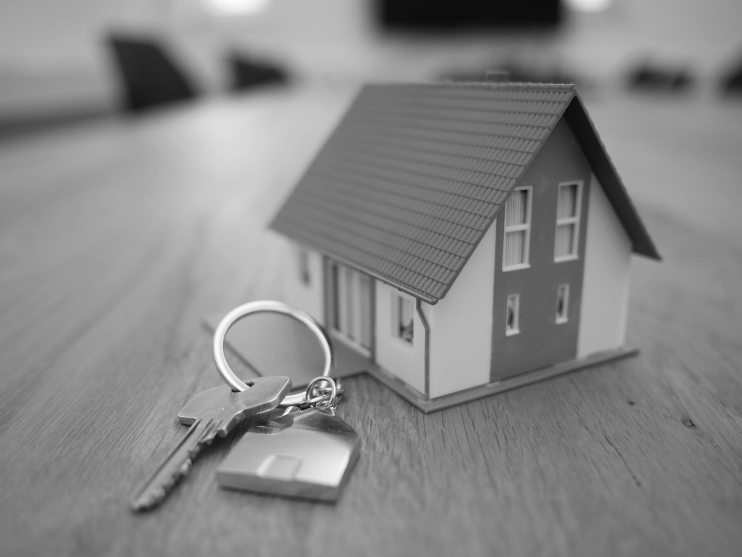 Dorset Solicitors, Solicitors Wimborne, Solicitors Christchurch, Solicitors Broadstone, Solicitors Verwood, Solicitors Bournemouth, Solicitors Poole, House and Key Image: Legal Advice for Buying and selling property